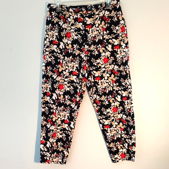 Requirements Pants - Requirements Capris 14 Spring Summer Bold Floral Pattern Cotton Blend Mid Rise